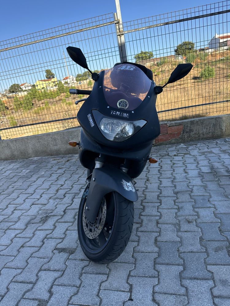Mota Yamaha de 1999
