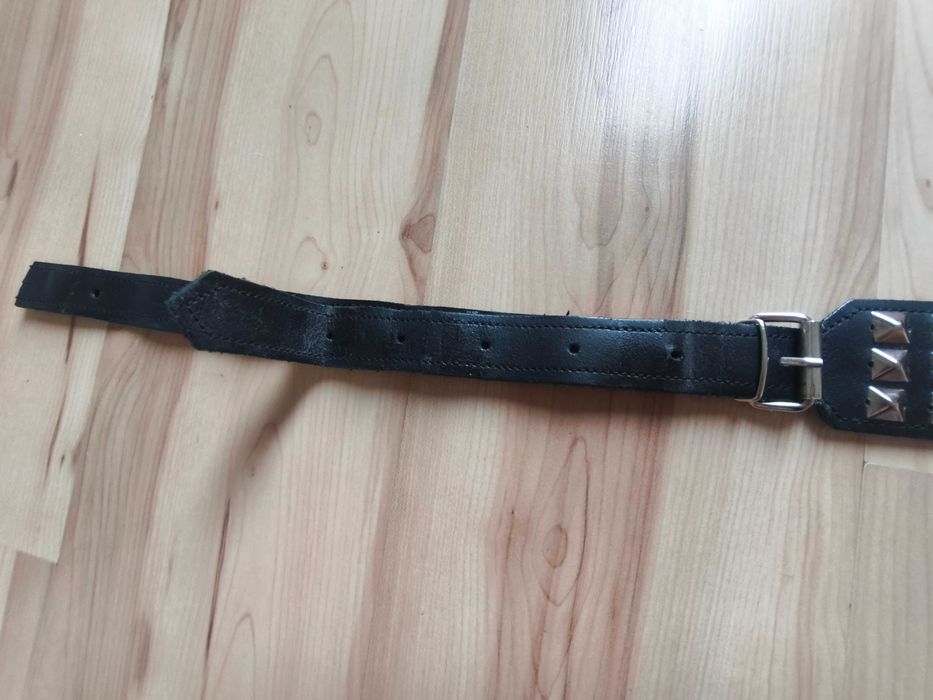 Pasek do gitary z ćwiekami