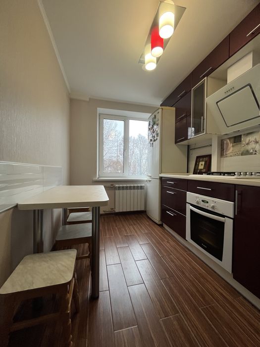 3к квартира левый берег, Березинка, ТРЦ Караван