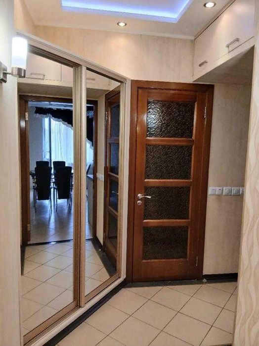 Велика трикімнатна квартира ЖК Едем