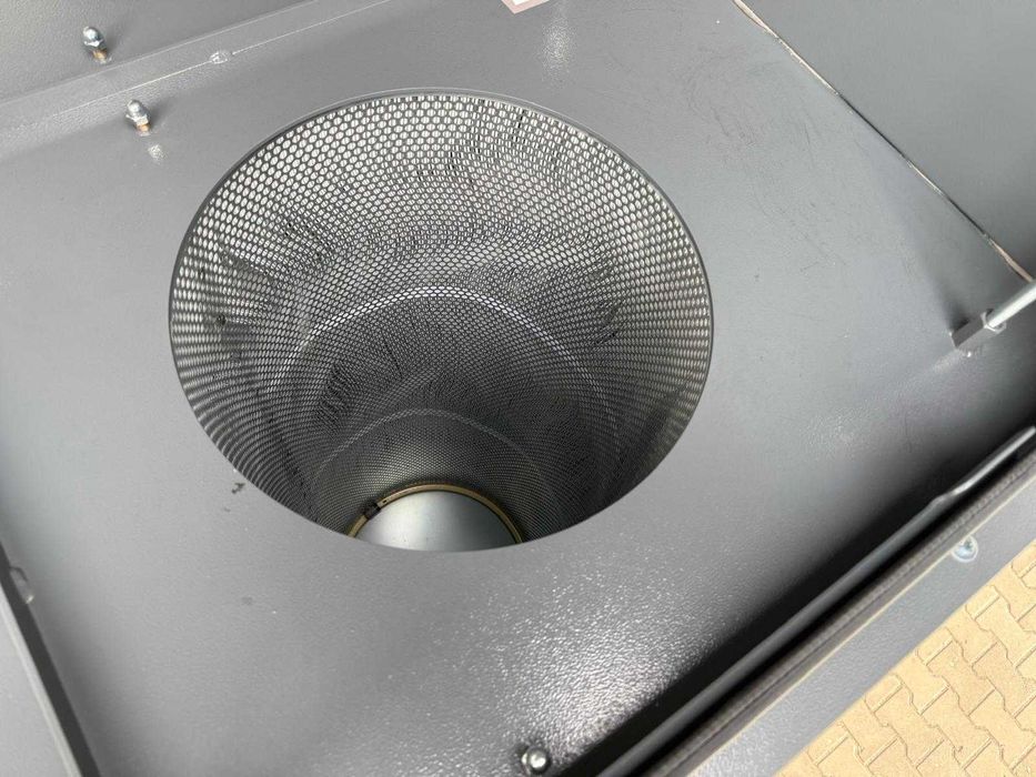 Odciąg mgły olejowej z hali, wieża wentylacyjna ESTA Filtower L-160