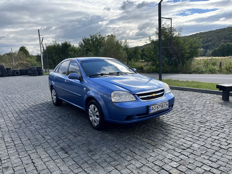 Продаю Chevrolet Lacetti 1.8