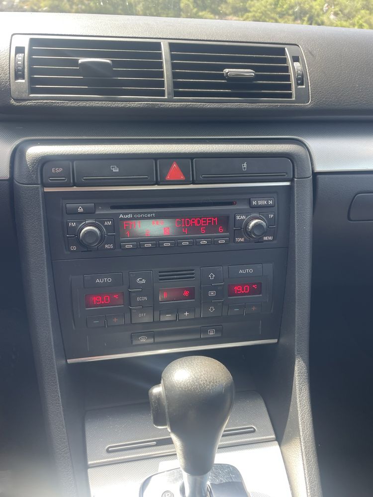Audi A4 2.0 tdi 180mil km iuc antigo