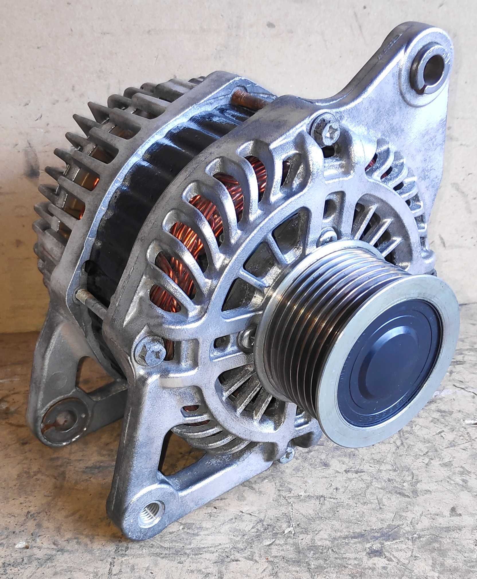 Генератор Mazda 3 323 5 Mazda 6 626 CX5 CX7 стартер Xedos Probe MPV