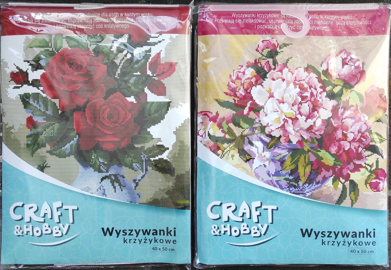 40 * 50 cm. Zestaw haftu krzyżykowego + kanwa do wyszywania+2 igły.