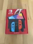NINTENDO Switch Oled Czerwono-niebieska
