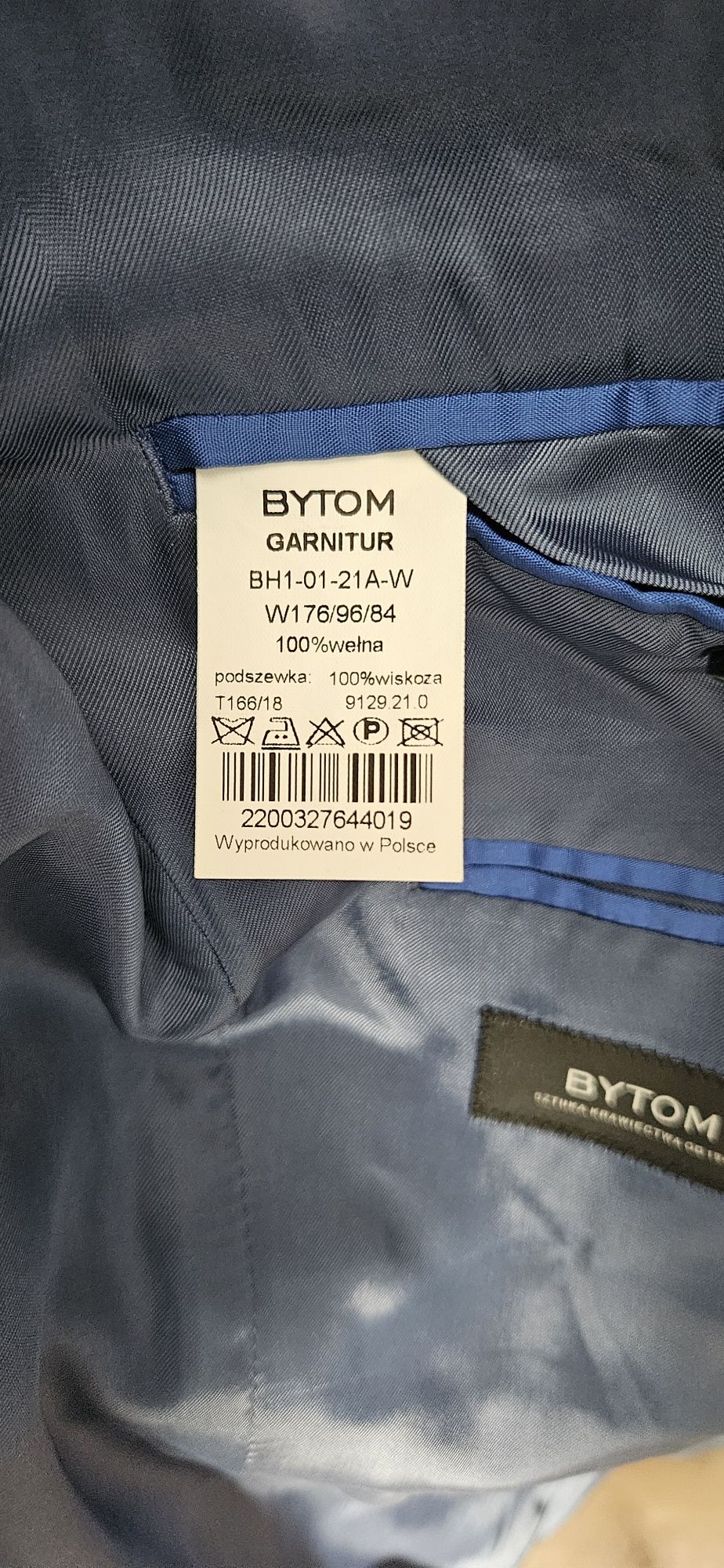 Garnitur BYTOM, szary w krate, 100% wełna