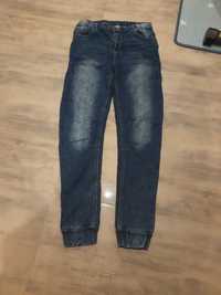 Spodnie jeansowe w rozmiarze 164