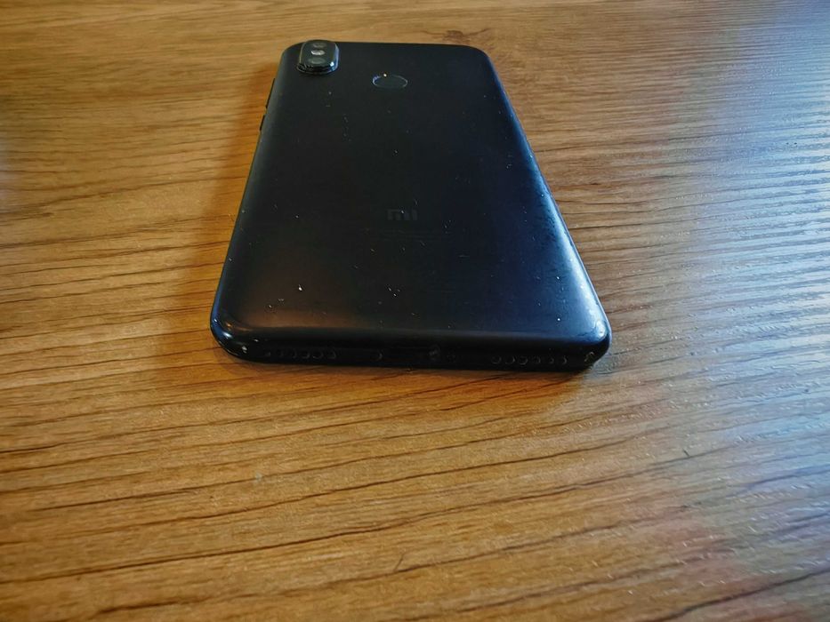 Smartphone Xiaomi mi a2 para peças ou reparação (android one)