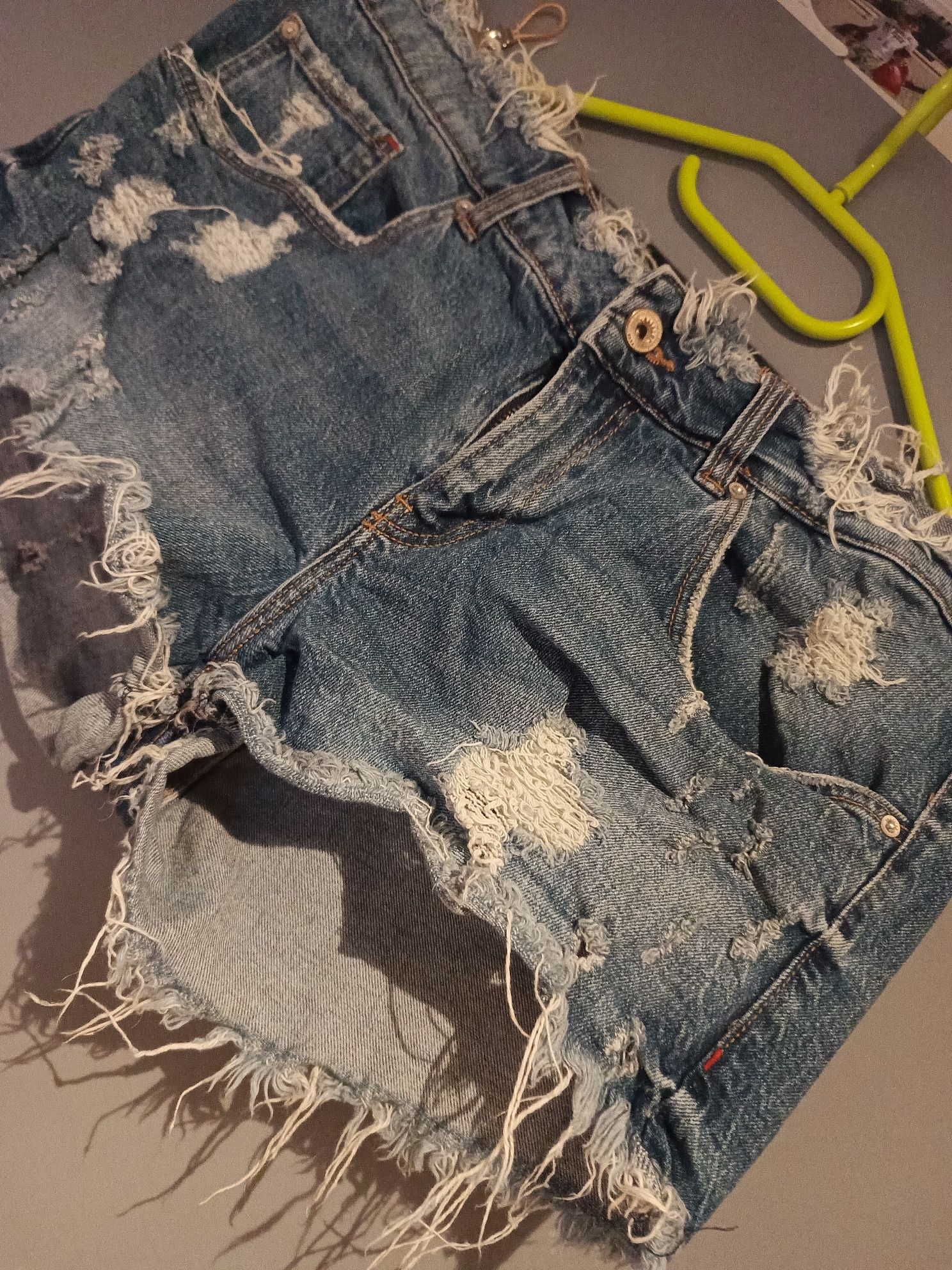Szorty jeansowe Zara , L