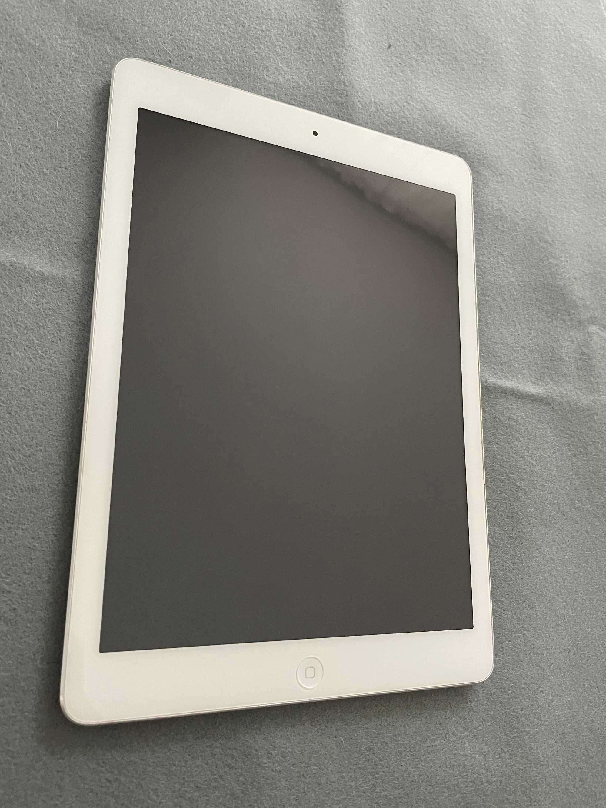 IGŁA iPad Air 16GB wifi srebrny - ekran jak nowy