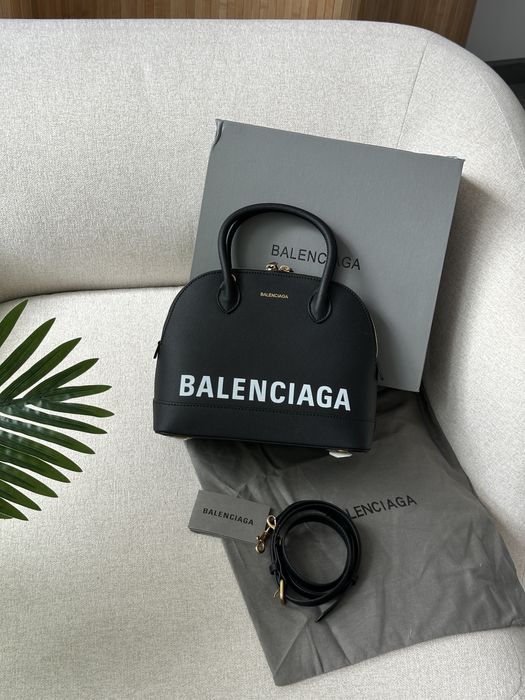 Сумка Balenciaga Grained Leather Ville Top Handle Bag шкіра | чорна