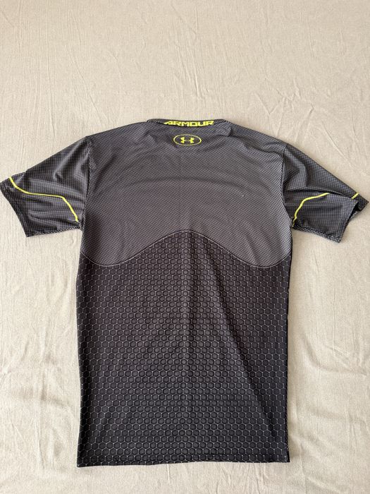 Компрессионая футболка Under Armour