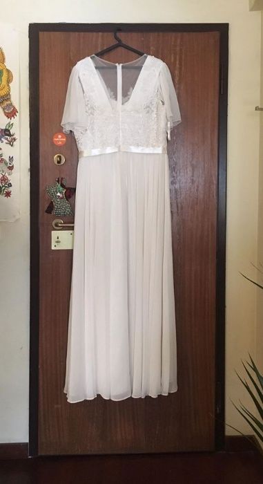 Vestido de Noiva usado, tamanho 14 (equivale a 42/44)