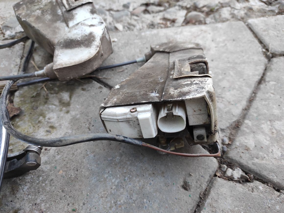 Ручки замки дверей центрального замка ford scorpio 2