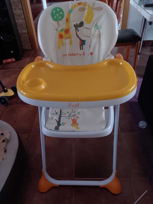 Cadeira para comer.