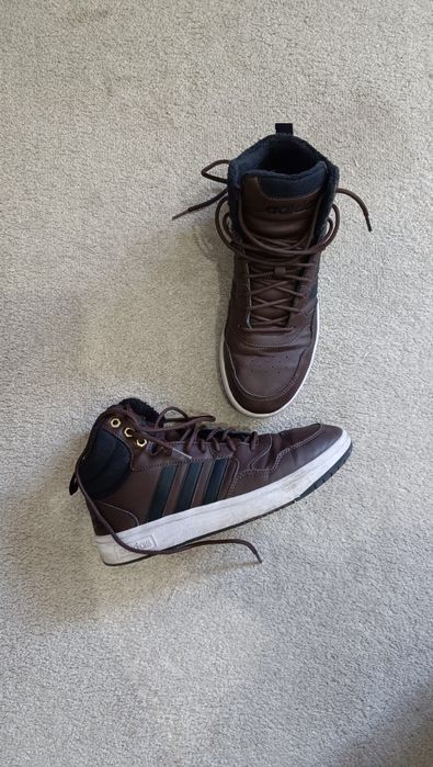 Adidas Mid inverno tamanho 42
