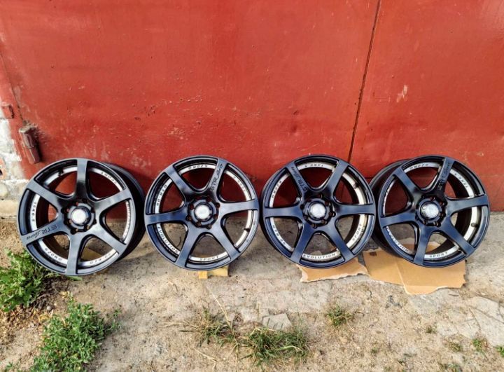 Продам диски R15 4x100 4х114.3 ланос авео лачетти renault ваз жигул 15