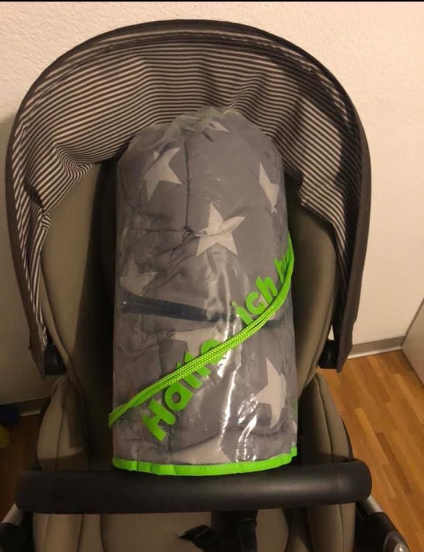 Carrinho de bebê igual a novo