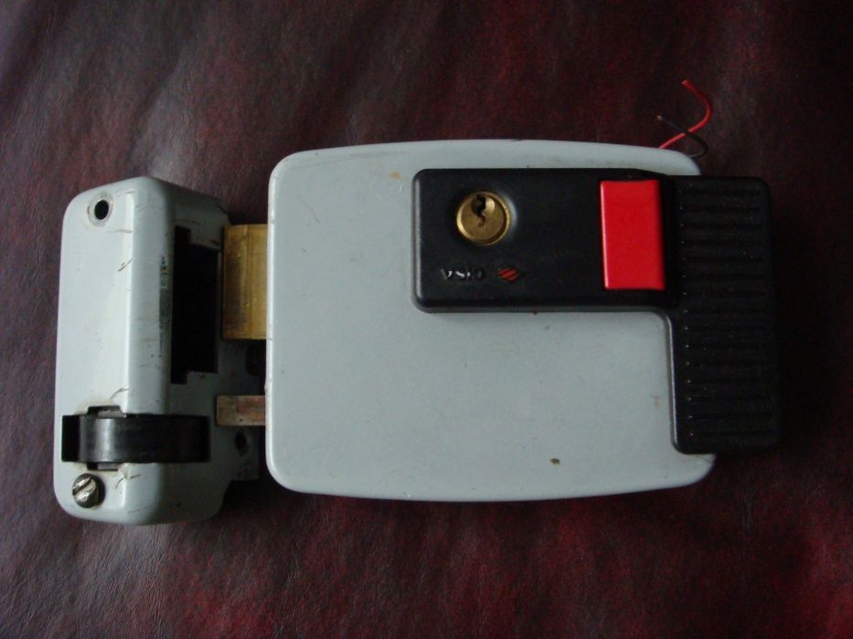 электро-замок Atis Lock