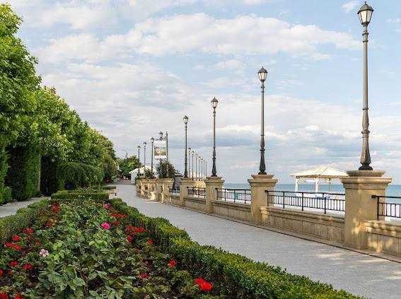 Просторный дом с ремонтом возле моря "Золотой Берег"