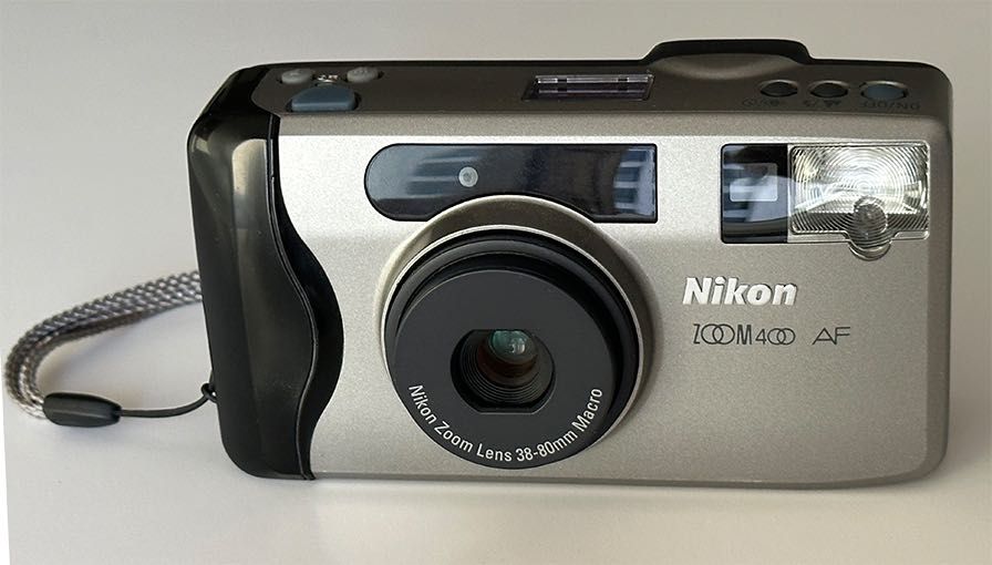 Nikon Zoom 400 AF - Vintage compact Film camera