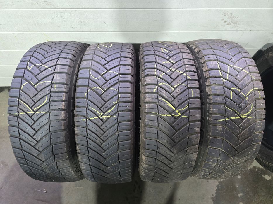 Michelin Agilis Crossclimate 215/65R16C 109/107T 6,5mm 4X 21R