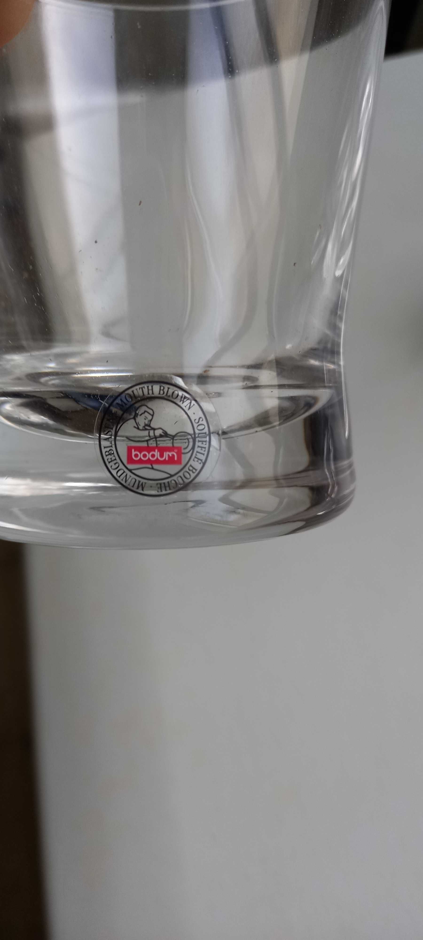 Vendo 6 copos marca Bodum de parede dupla