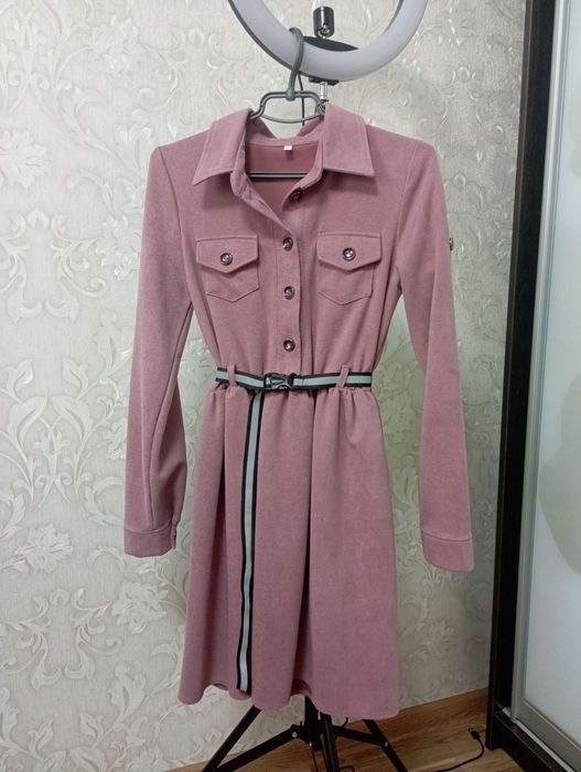 Гарне зручне плаття для дівчаток на кожен день