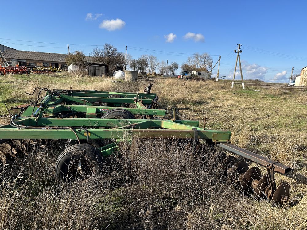 Дискова борона John Deere 800