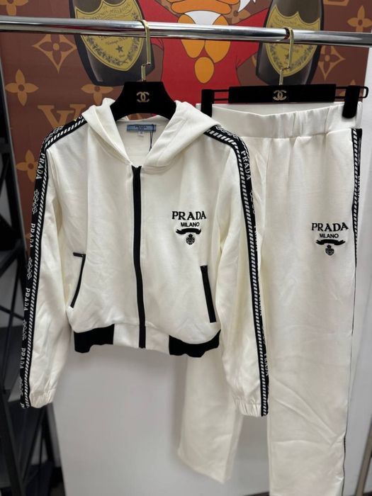 ПРЕМИУМ КАЧЕСТВО! Женский спортивный костюм PRADA белый даблфейс люкс