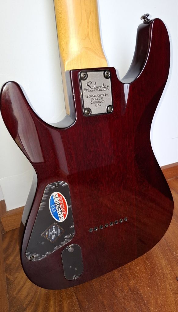 Guitarra elétrica Schecter Diamond Series Damien Elite 8 cordas