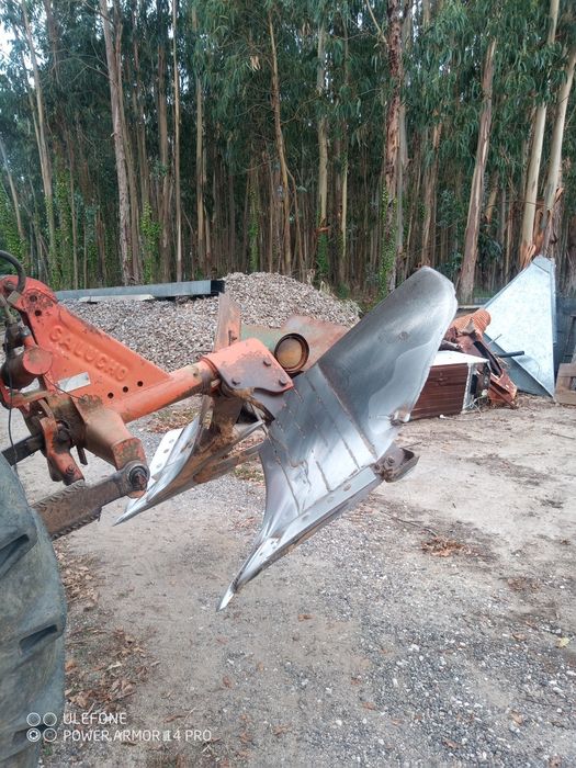 Charrua hidráulica de 16 "