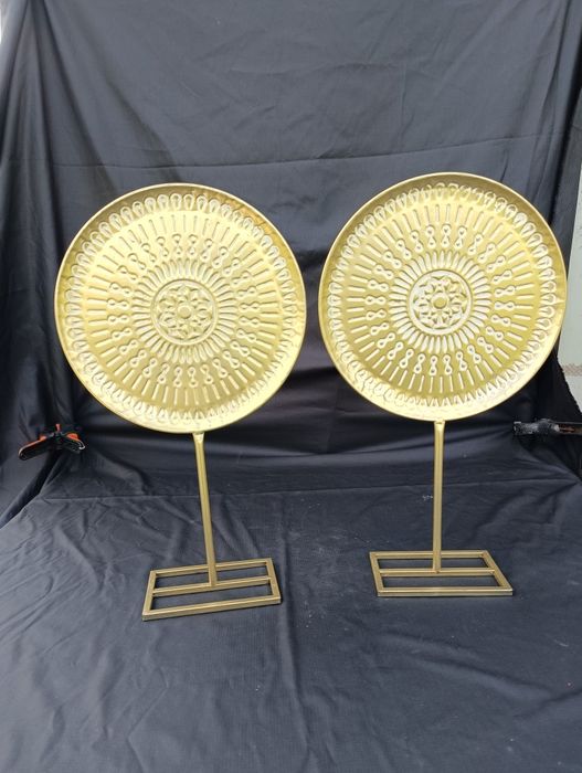 Dekoracje metalowe ozdoby