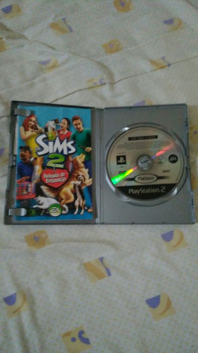 Sims 2 ps2 como novo