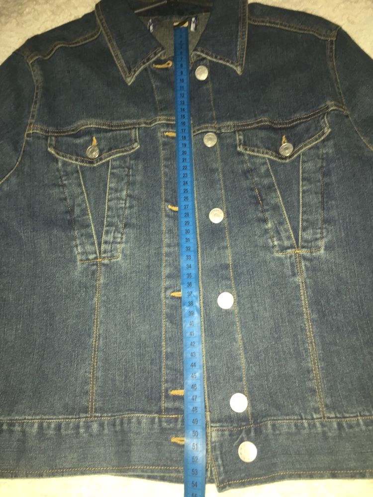 Курточка джинсовая