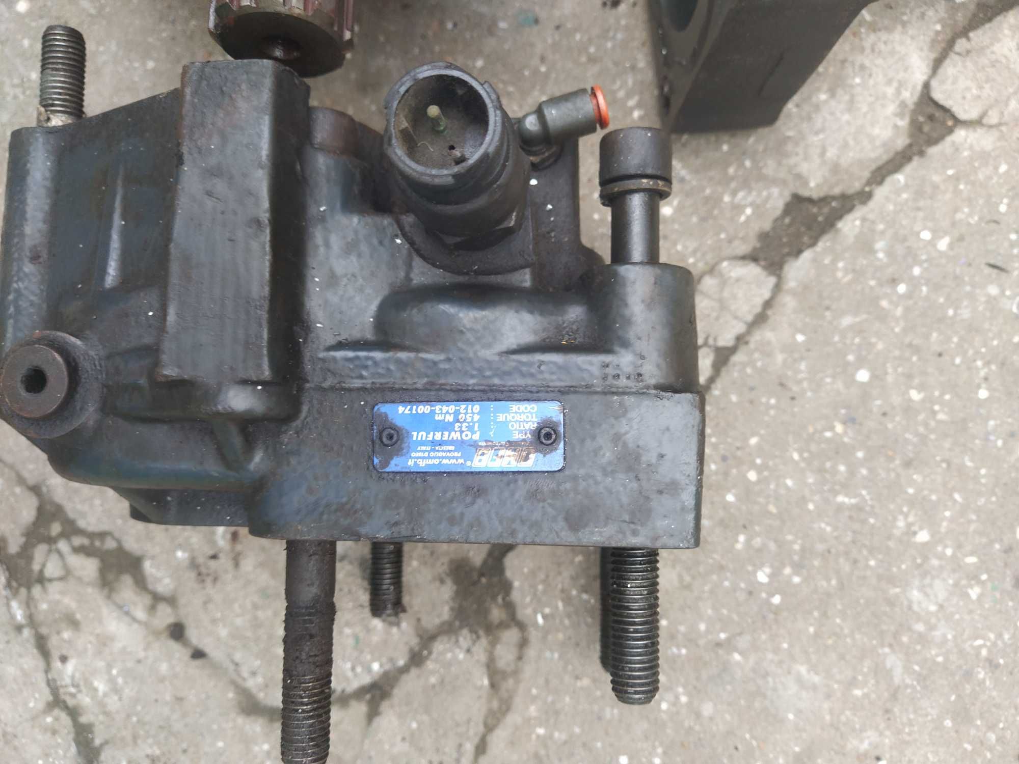 Насос гидравлики (коробка ZF)