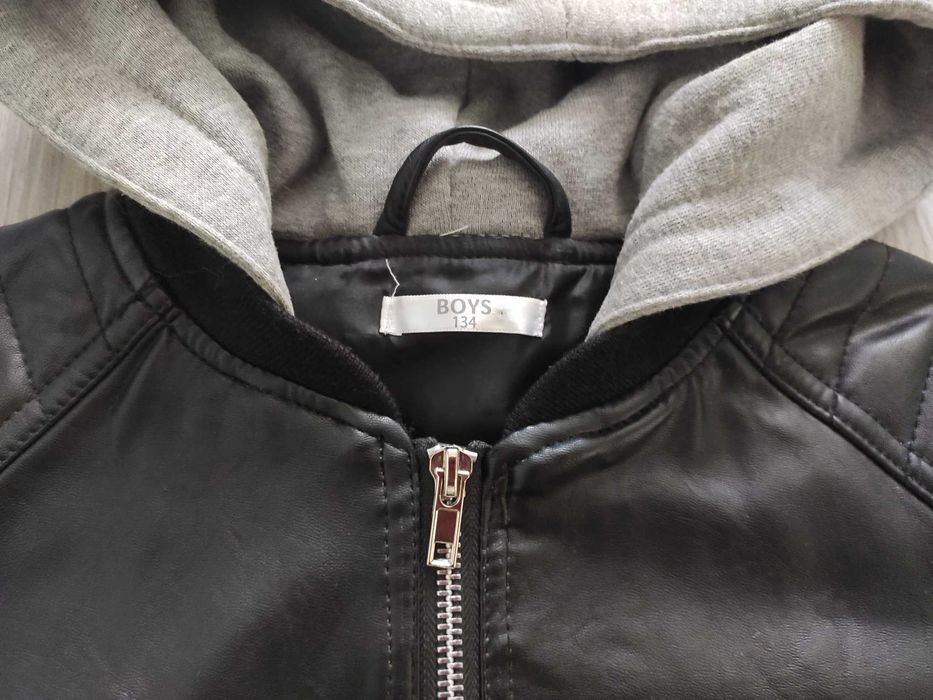 Kurtka bomberka rozm. 134