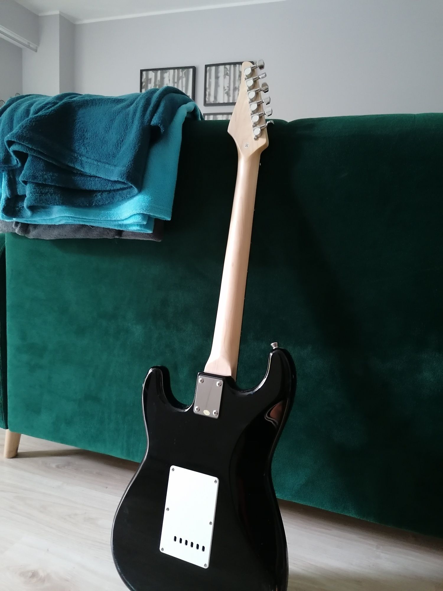 Gitara elektryczna ARROW
