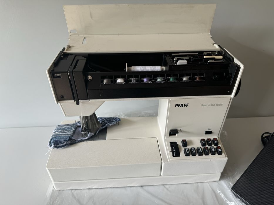 Maszyna do szycia Pfaff Wieloczynnościowa Idealna