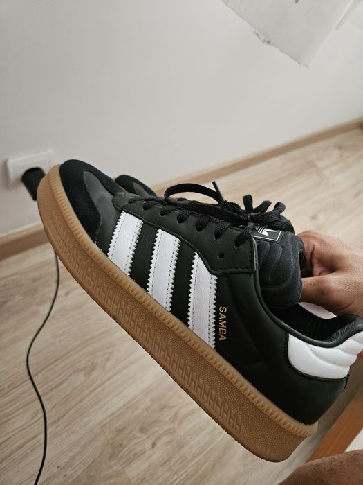 Vendo sapatilhas Adidas XLG