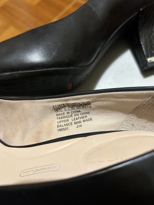 Sapatos 39 mulher classicos de pele Rockport usados 1 vez