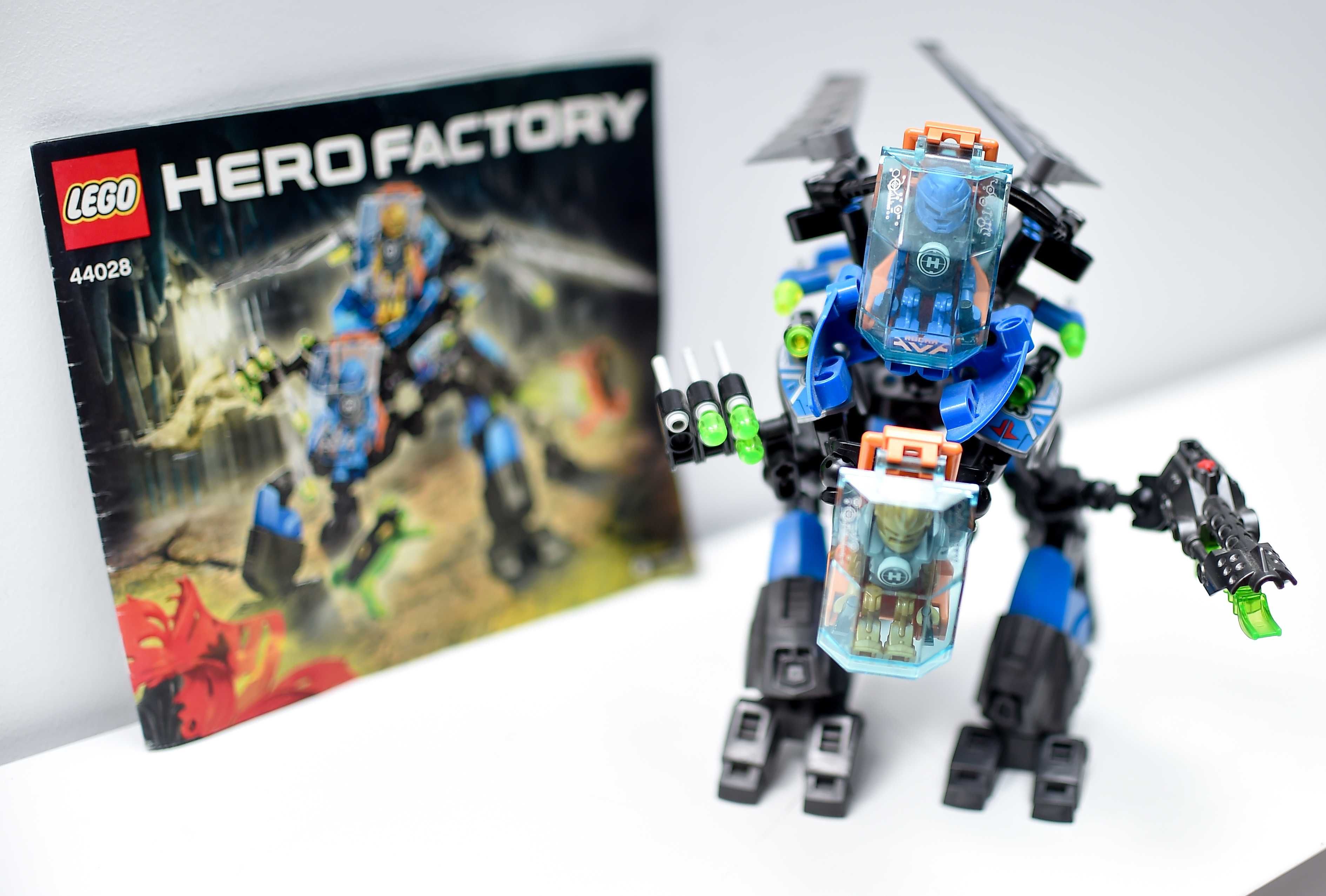 LEGO 44028 Hero Factory - Maszyna bojowa Surga i Rocka