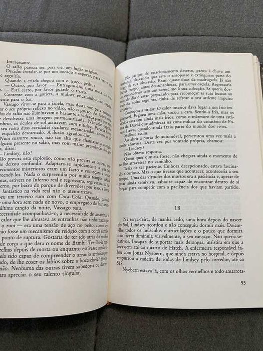 O Esconderijo – Dean Koontz em Capa Dura (1995, Círculo de Leitores)