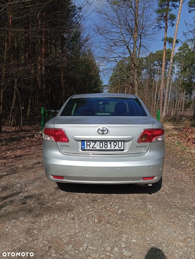 Toyota Avensis t27 b+g