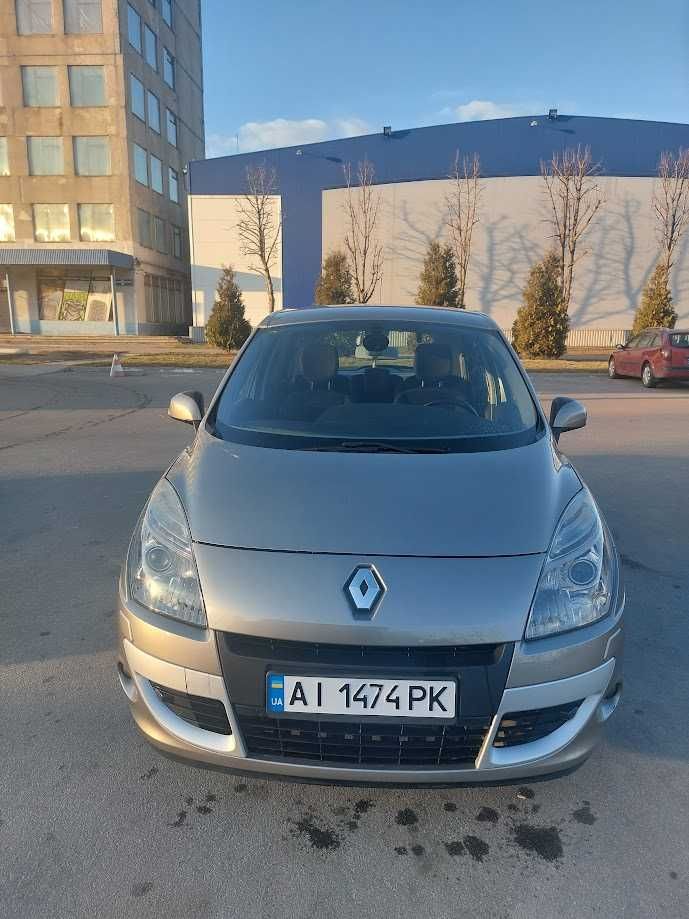 Renault Scenic 3 2009 2.0, бензин, автомат (варіатор)