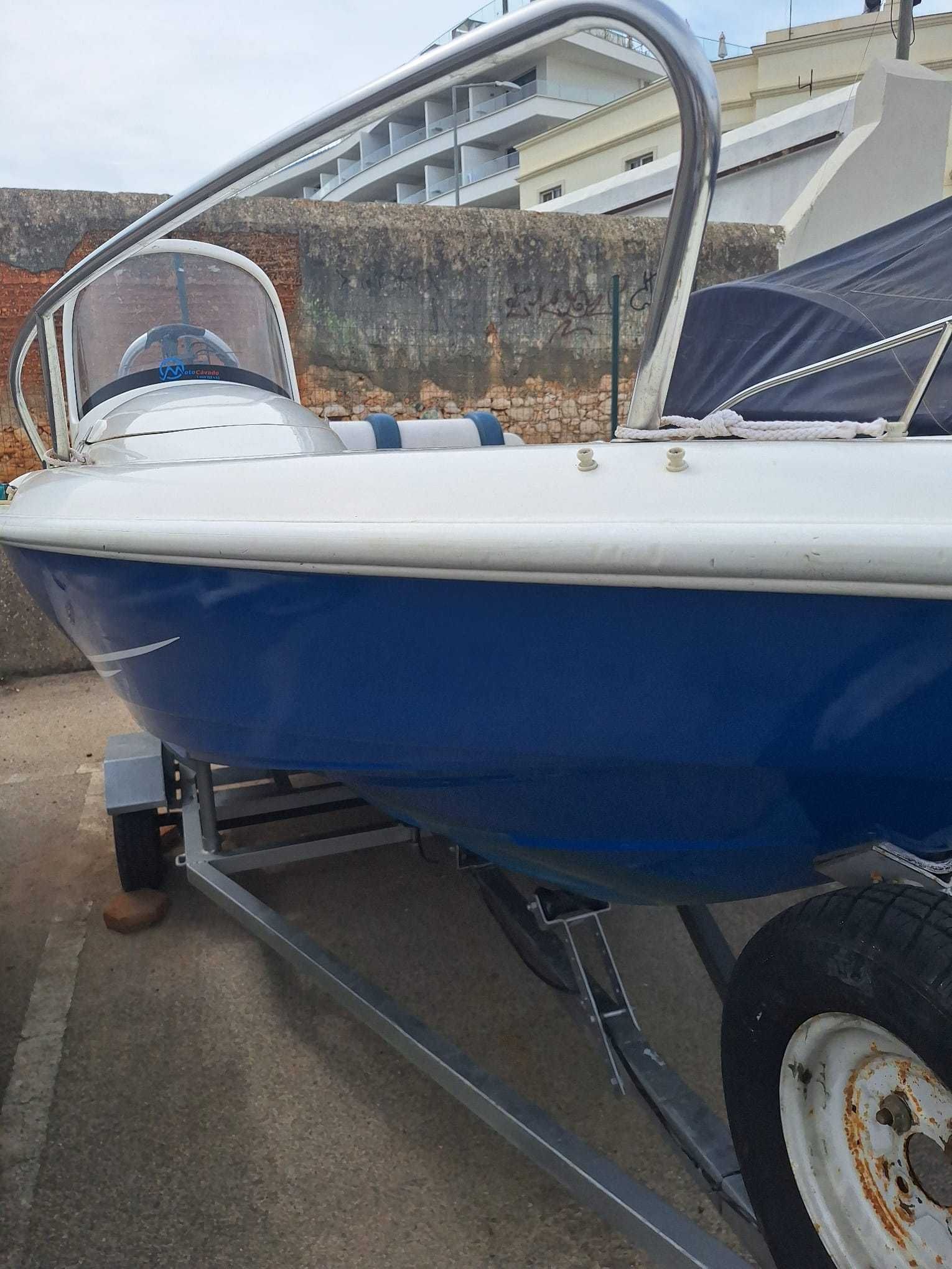 Baixa de preço - Quicksilver 425  Commander 2004, motor Yamaha 30 4T