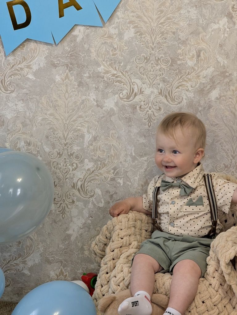 Святковий костюм на один рік