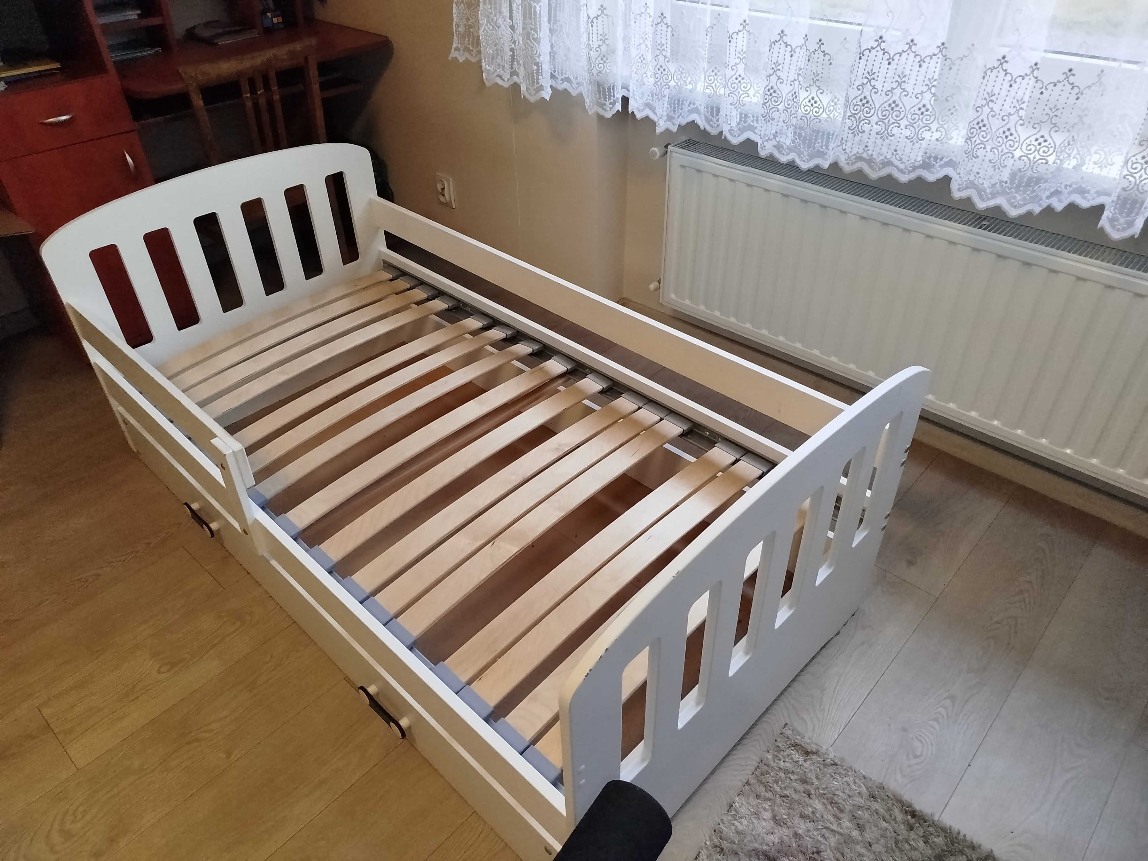 Łóżeczko dziecięce 160X80