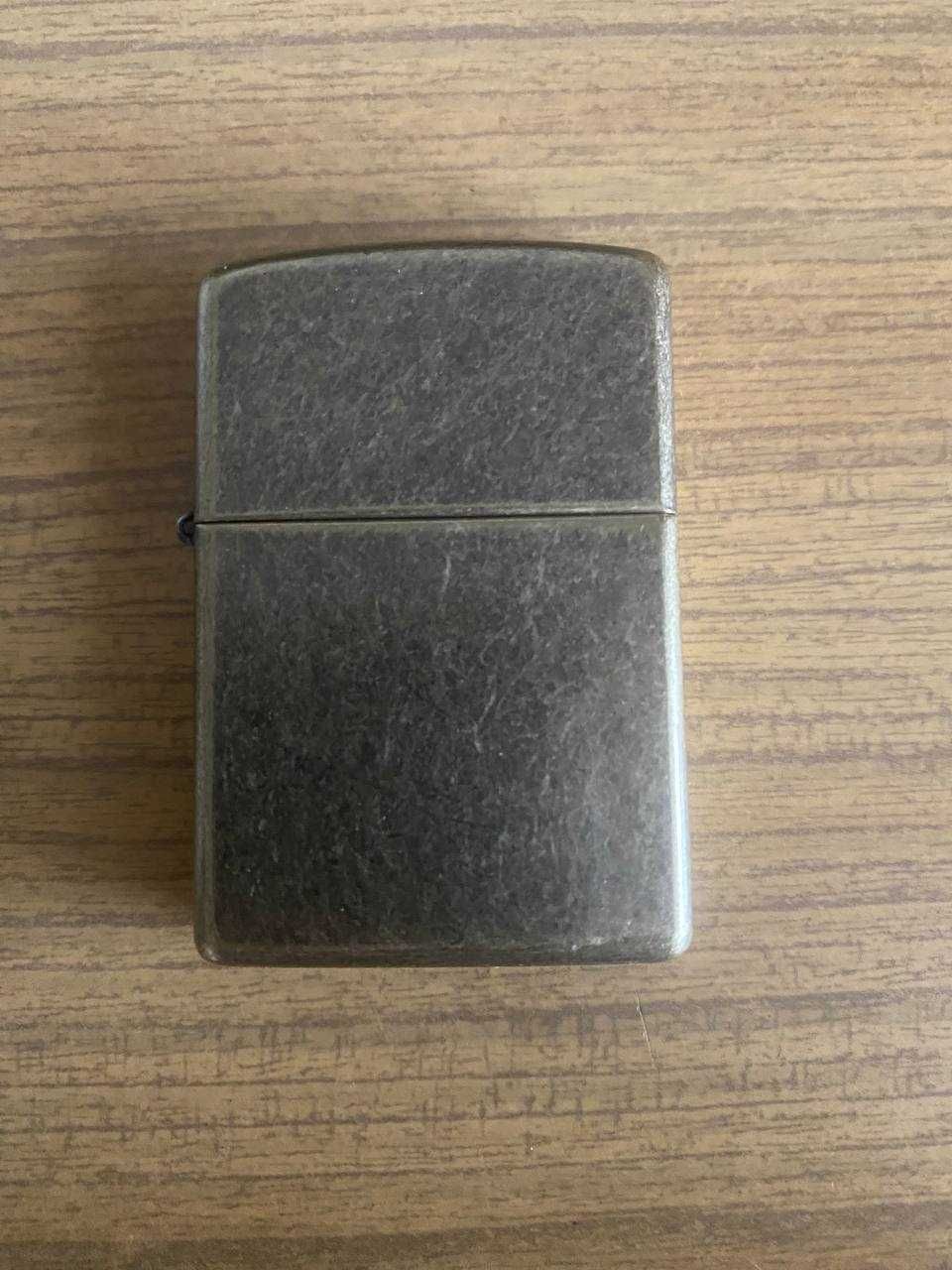 Zippo ANTIQUE BRASS 2003 року